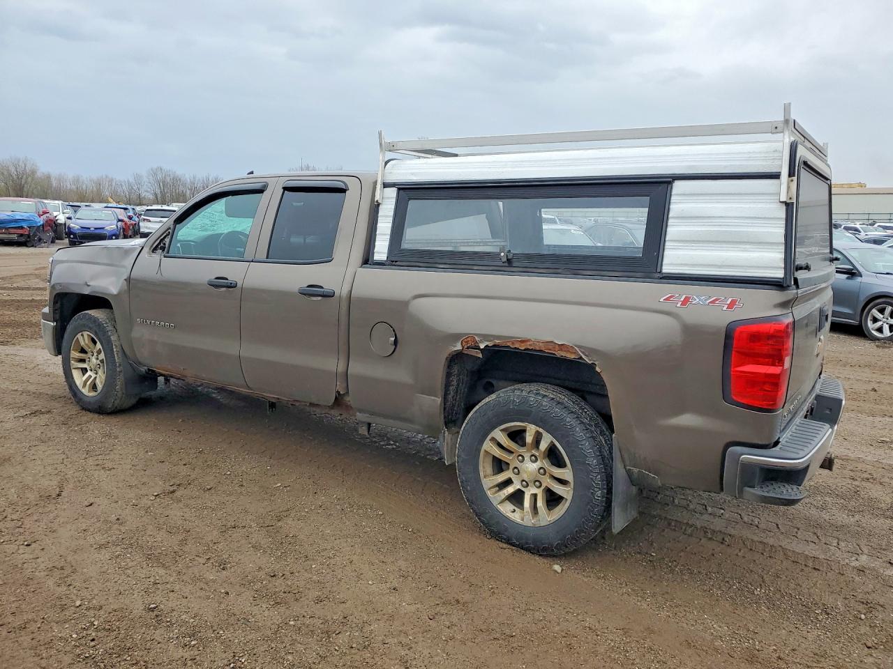 2014 CHEVROLET SILVERADO K1500 LT photo 2