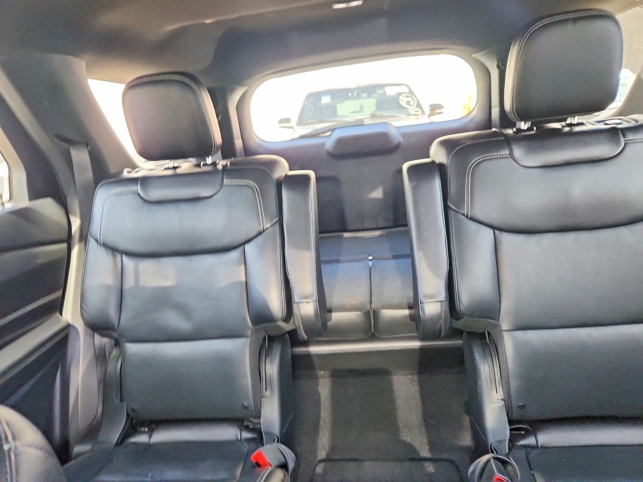 2021 FORD EXPLORER ST photo 28