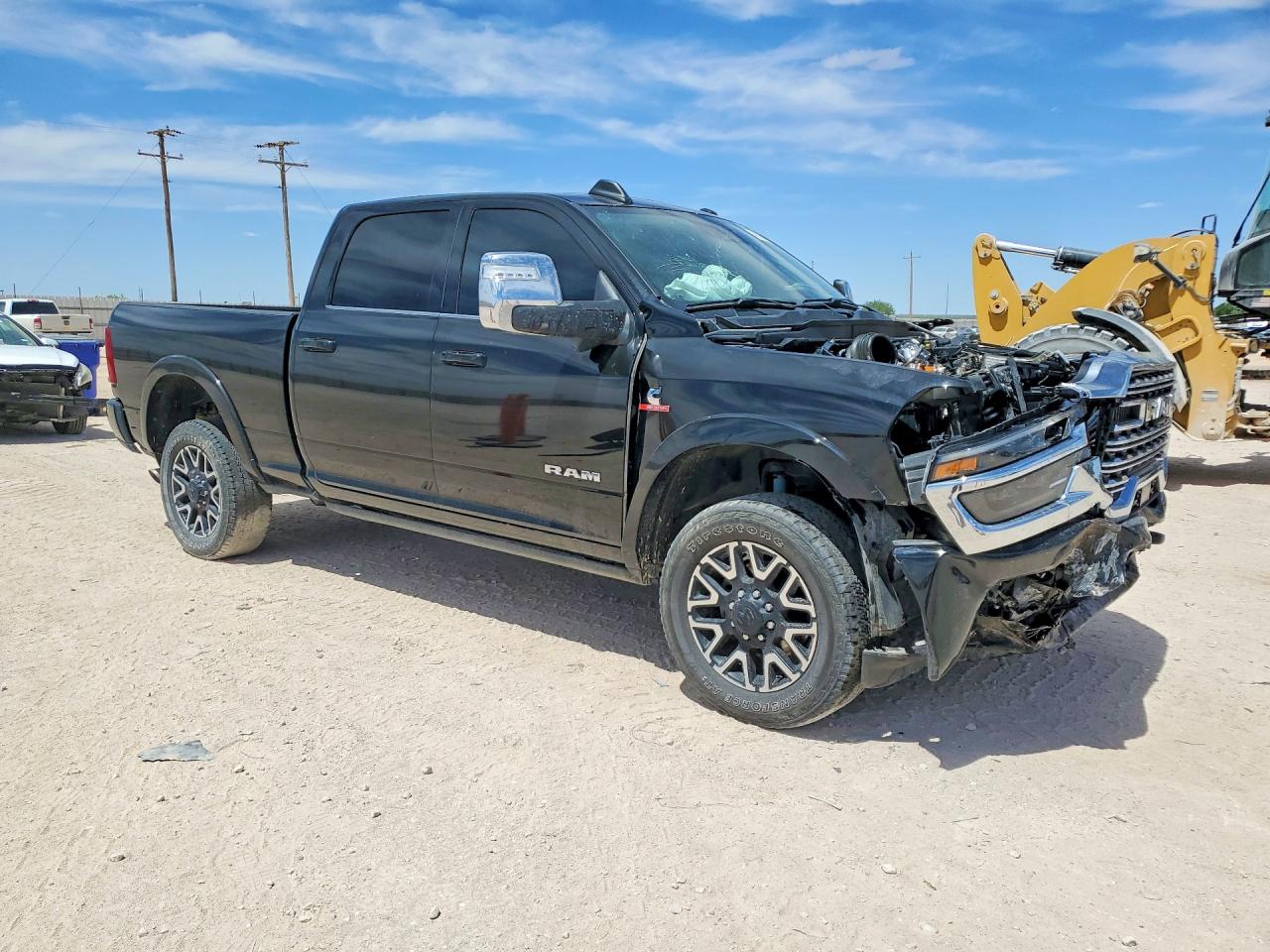 2025 RAM 2500 LIMITED photo 4