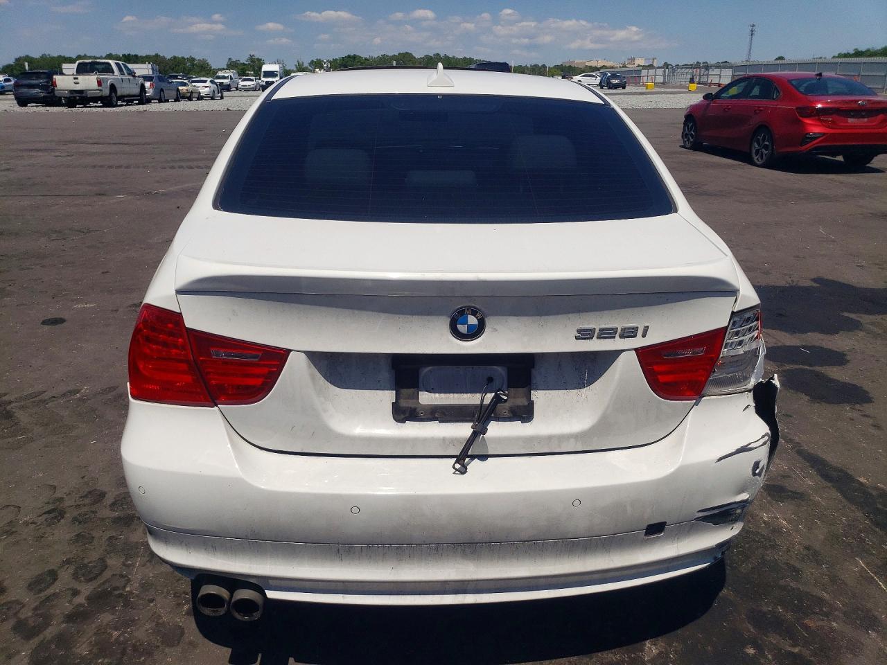 2010 BMW 328 I photo 16