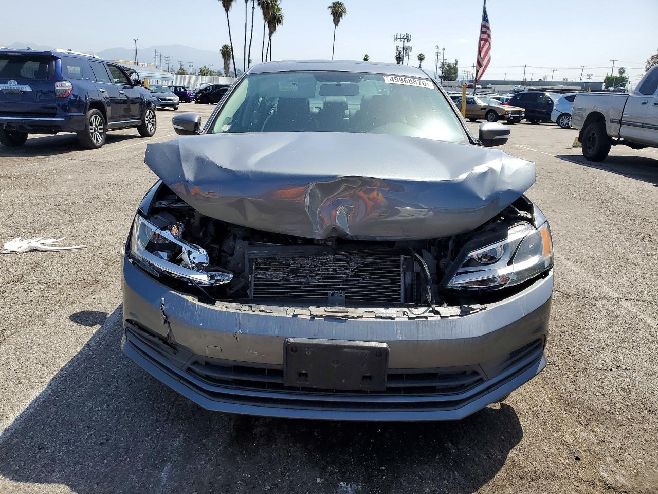 2015 VOLKSWAGEN JETTA SE photo 5