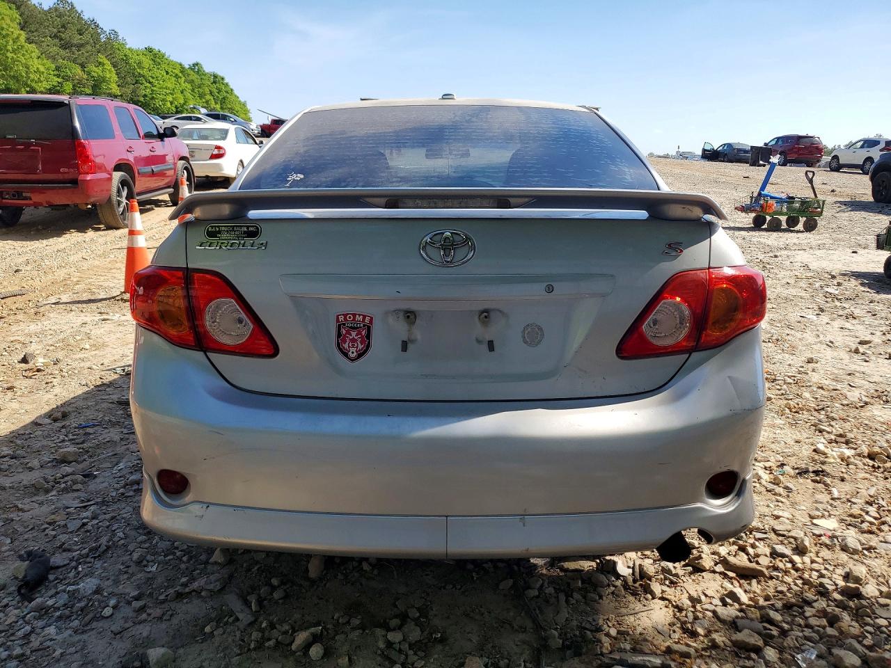 2010 TOYOTA COROLLA S photo 11