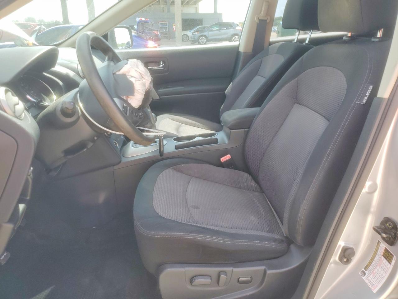 2011 NISSAN ROGUE S photo 19