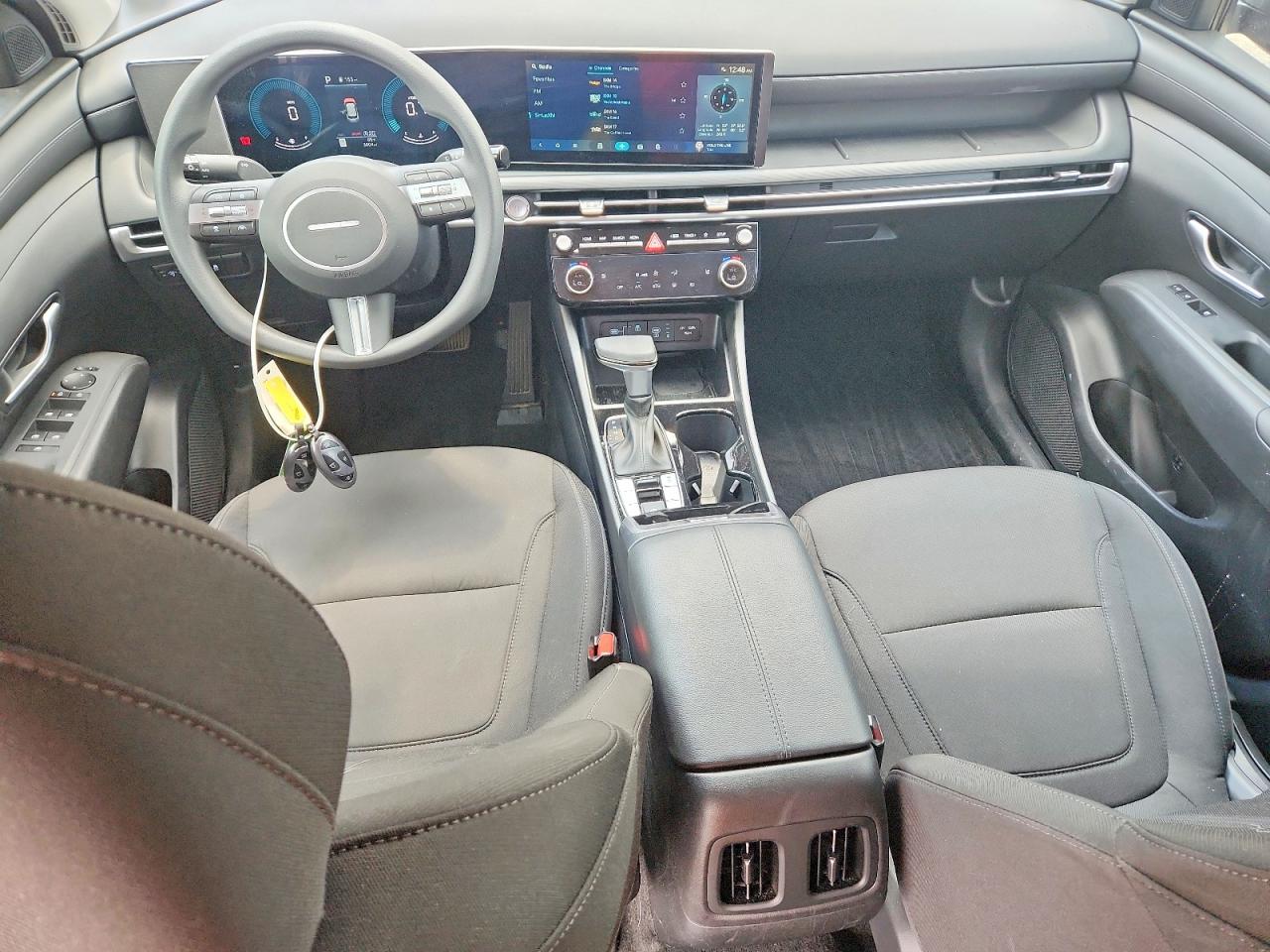 2025 HYUNDAI TUCSON SEL photo 15
