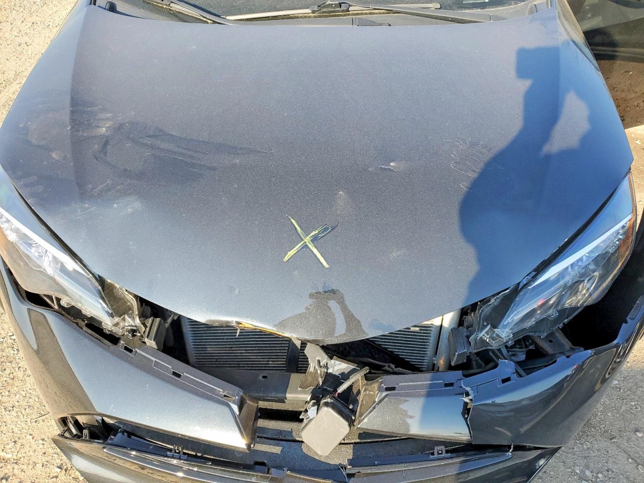 2018 TOYOTA COROLLA L photo 31