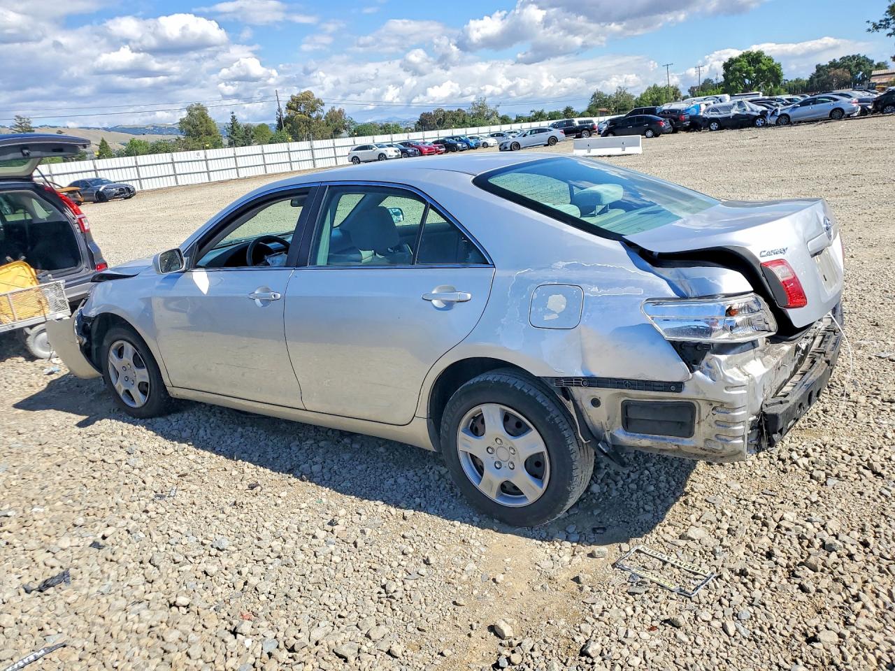 2008 TOYOTA CAMRY LE photo 2