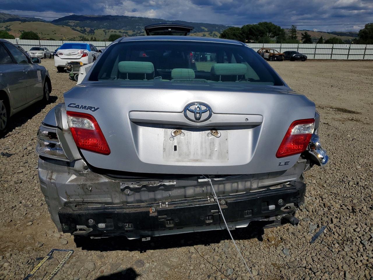 2008 TOYOTA CAMRY LE photo 6