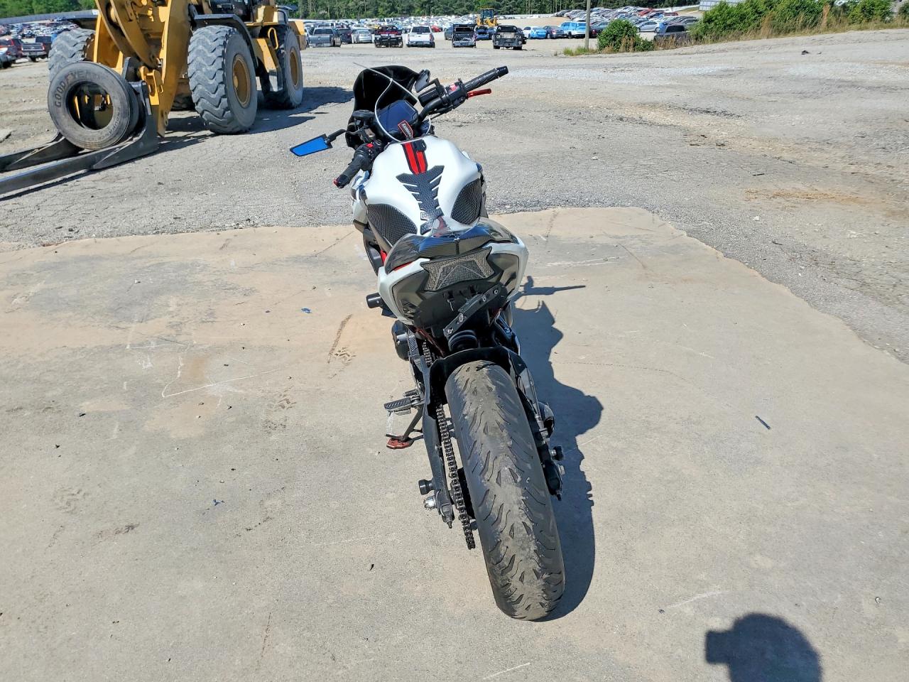 2022 KAWASAKI ER650 K photo 7