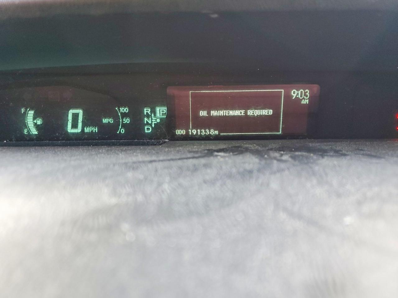 2011 TOYOTA PRIUS THREE photo 9