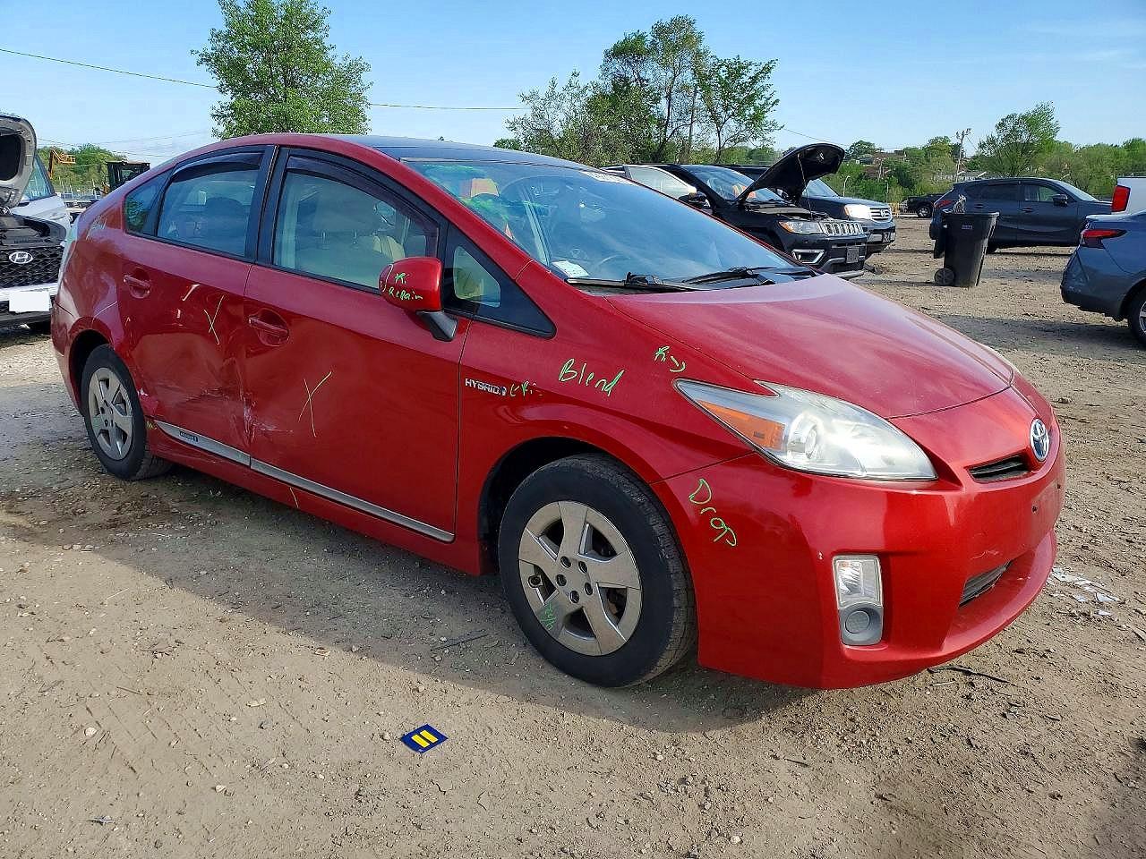 2011 TOYOTA PRIUS THREE photo 4