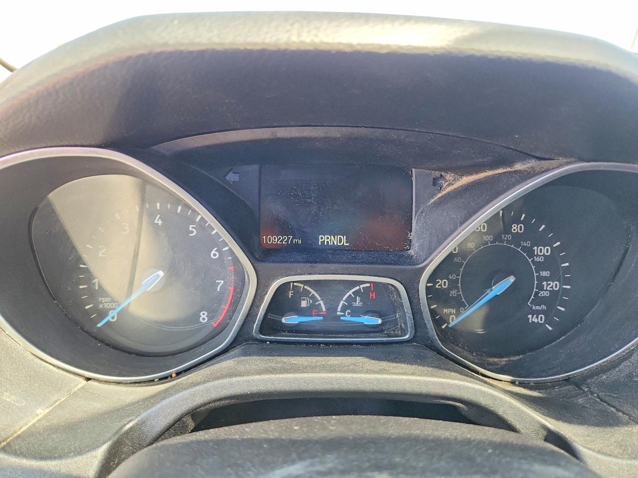 2017 FORD FOCUS SE photo 25