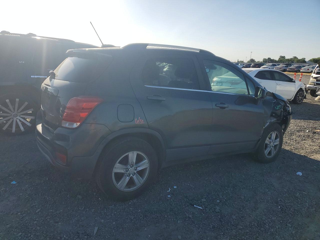 2020 CHEVROLET TRAX 1LT photo 3