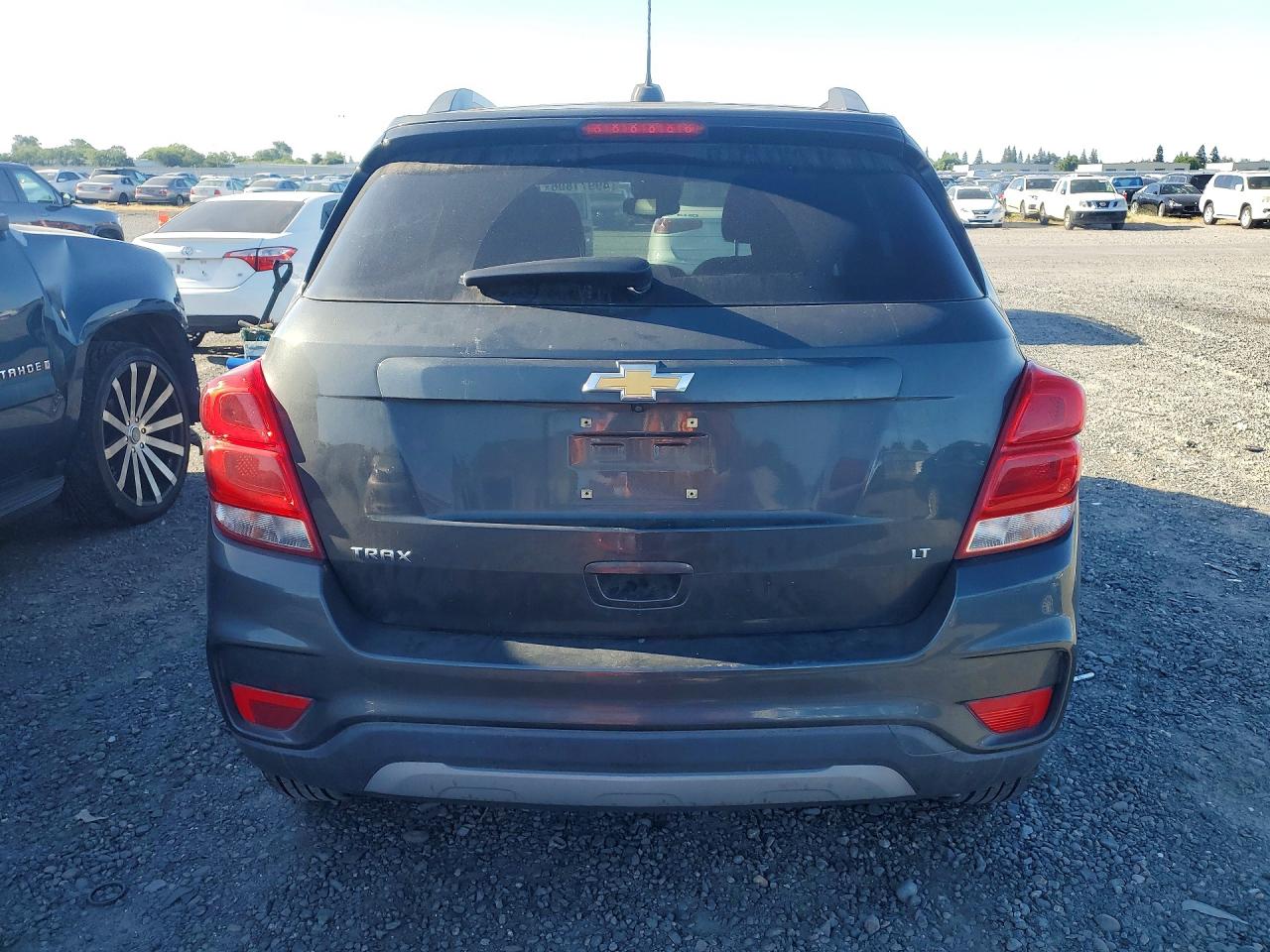 2020 CHEVROLET TRAX 1LT photo 6