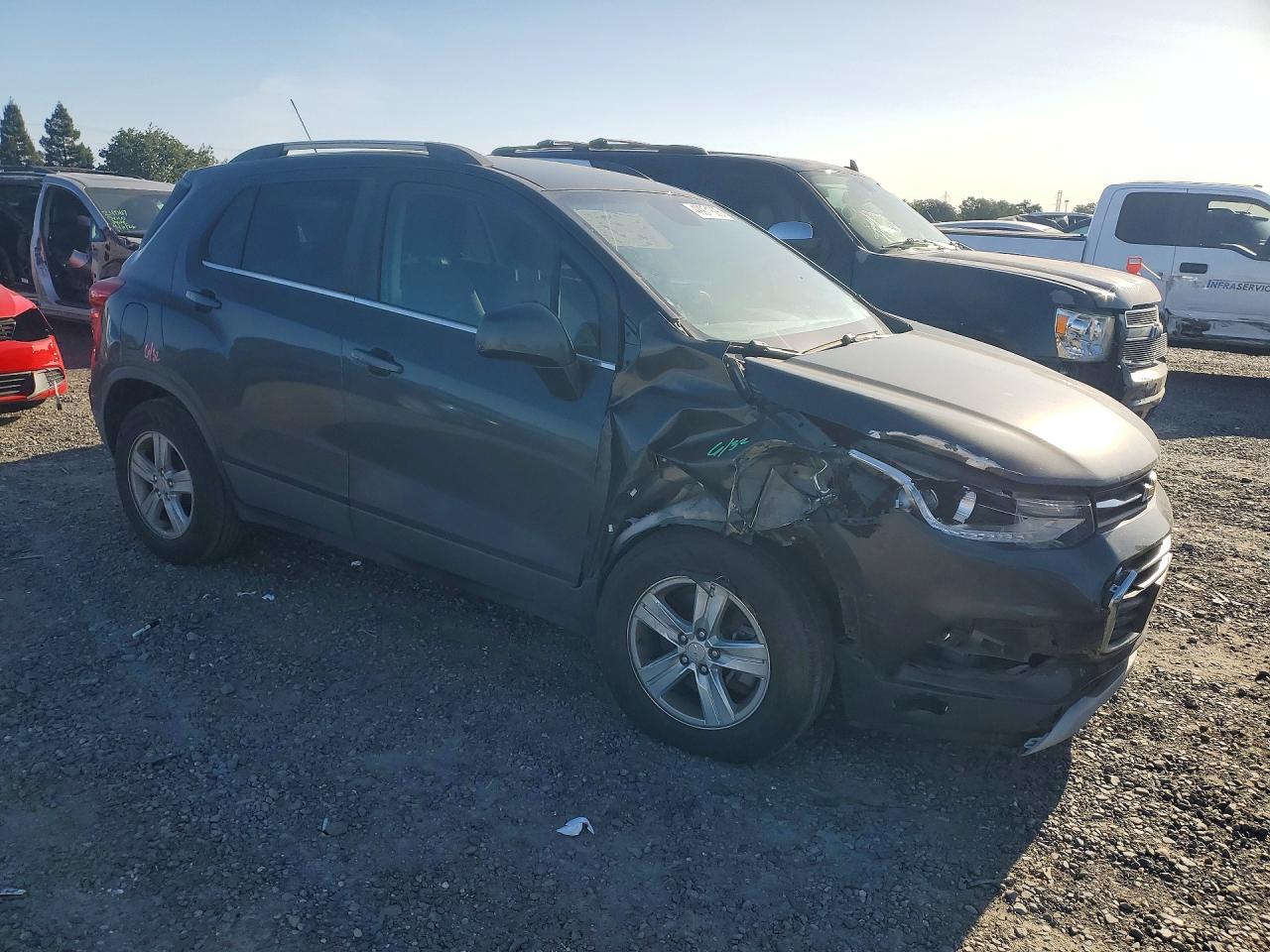 2020 CHEVROLET TRAX 1LT photo 4