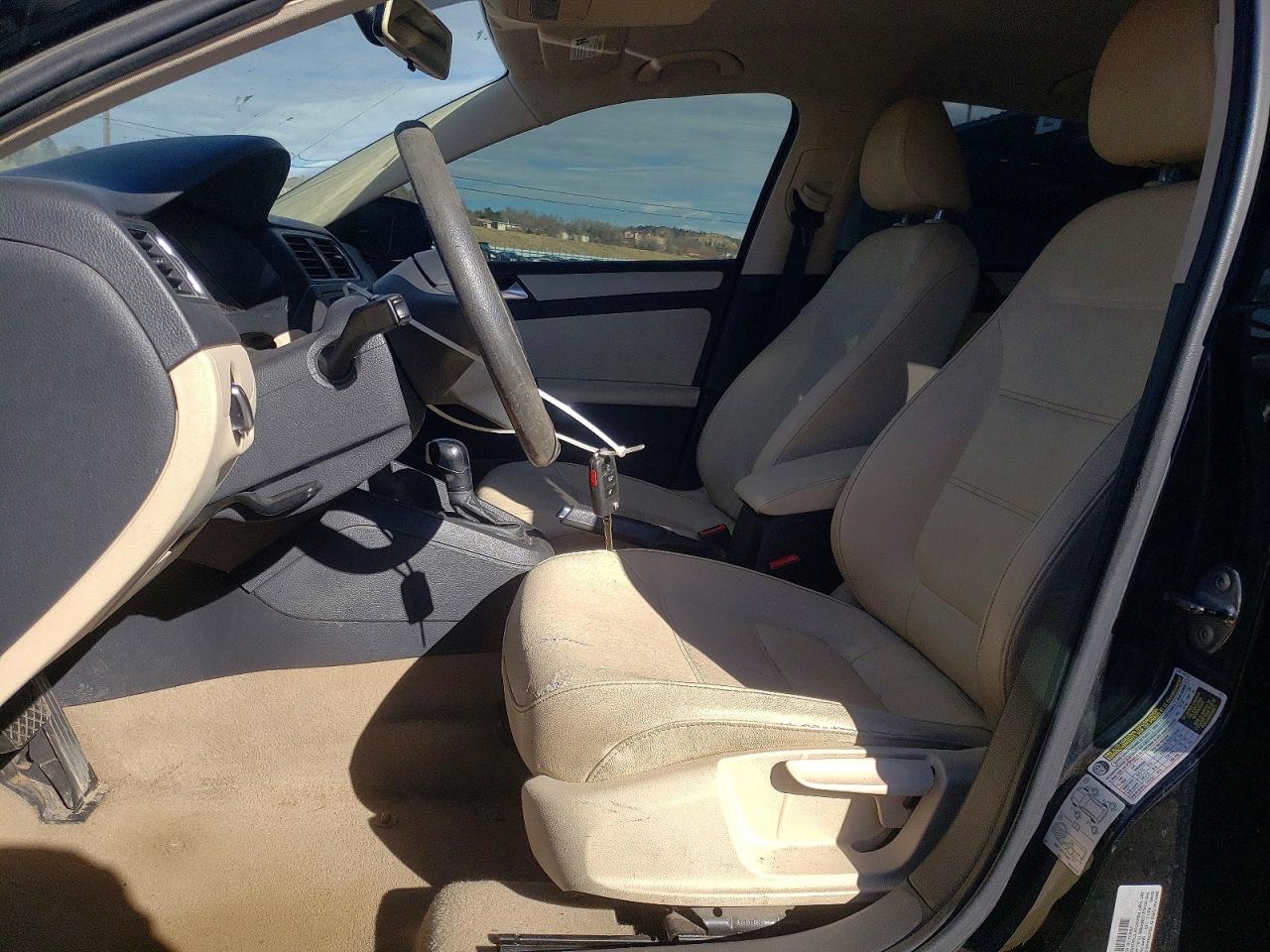 2012 VOLKSWAGEN JETTA SE photo 7