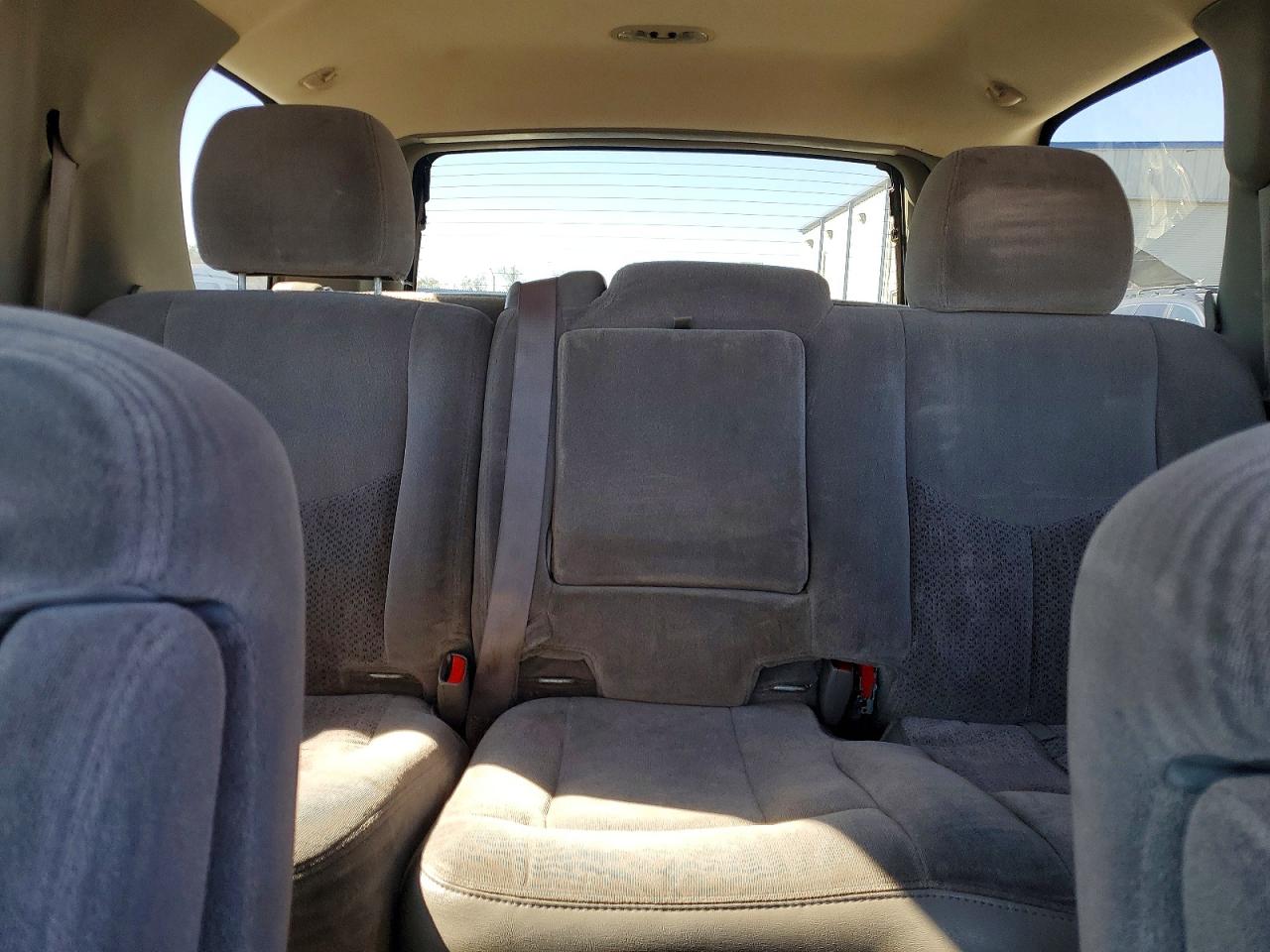 2003 CHEVROLET TAHOE C1500 photo 10