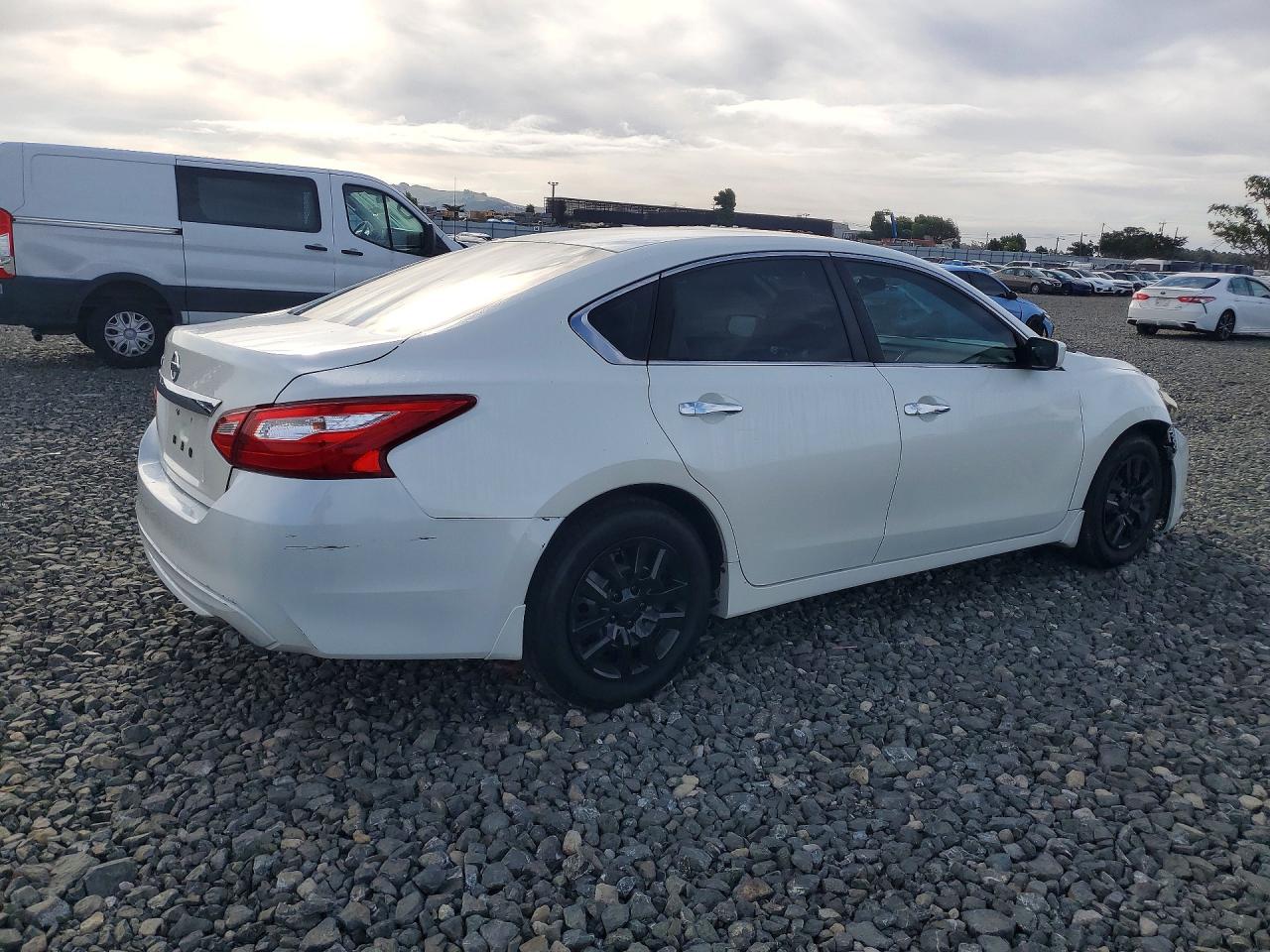 2016 NISSAN ALTIMA 2.5 S photo 5