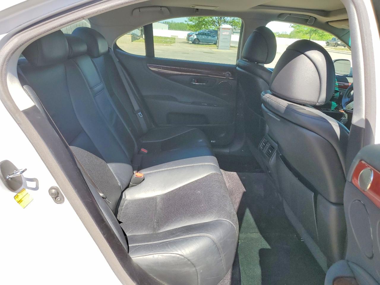 2008 LEXUS LS 460 photo 19
