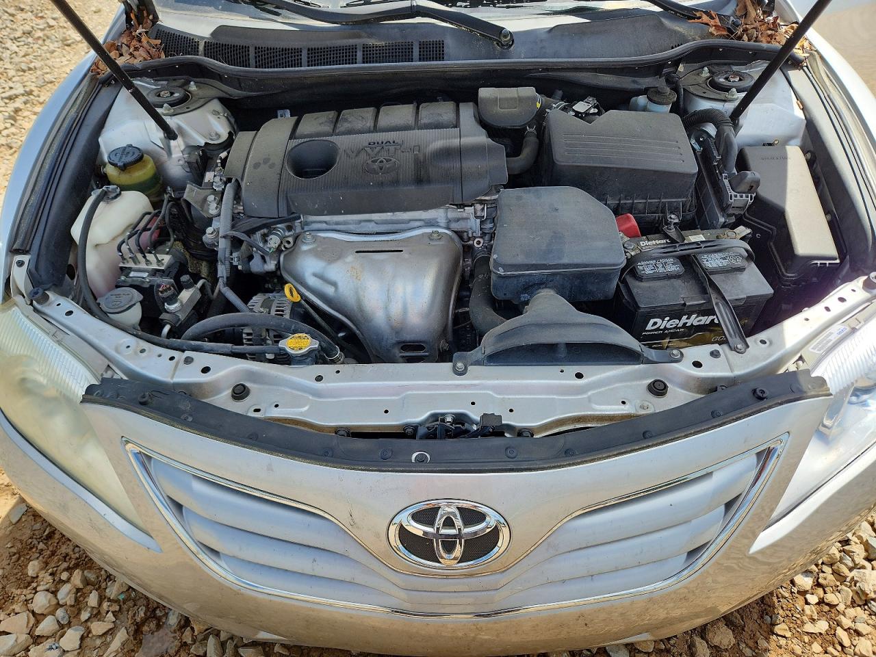 2011 TOYOTA CAMRY LE photo 21