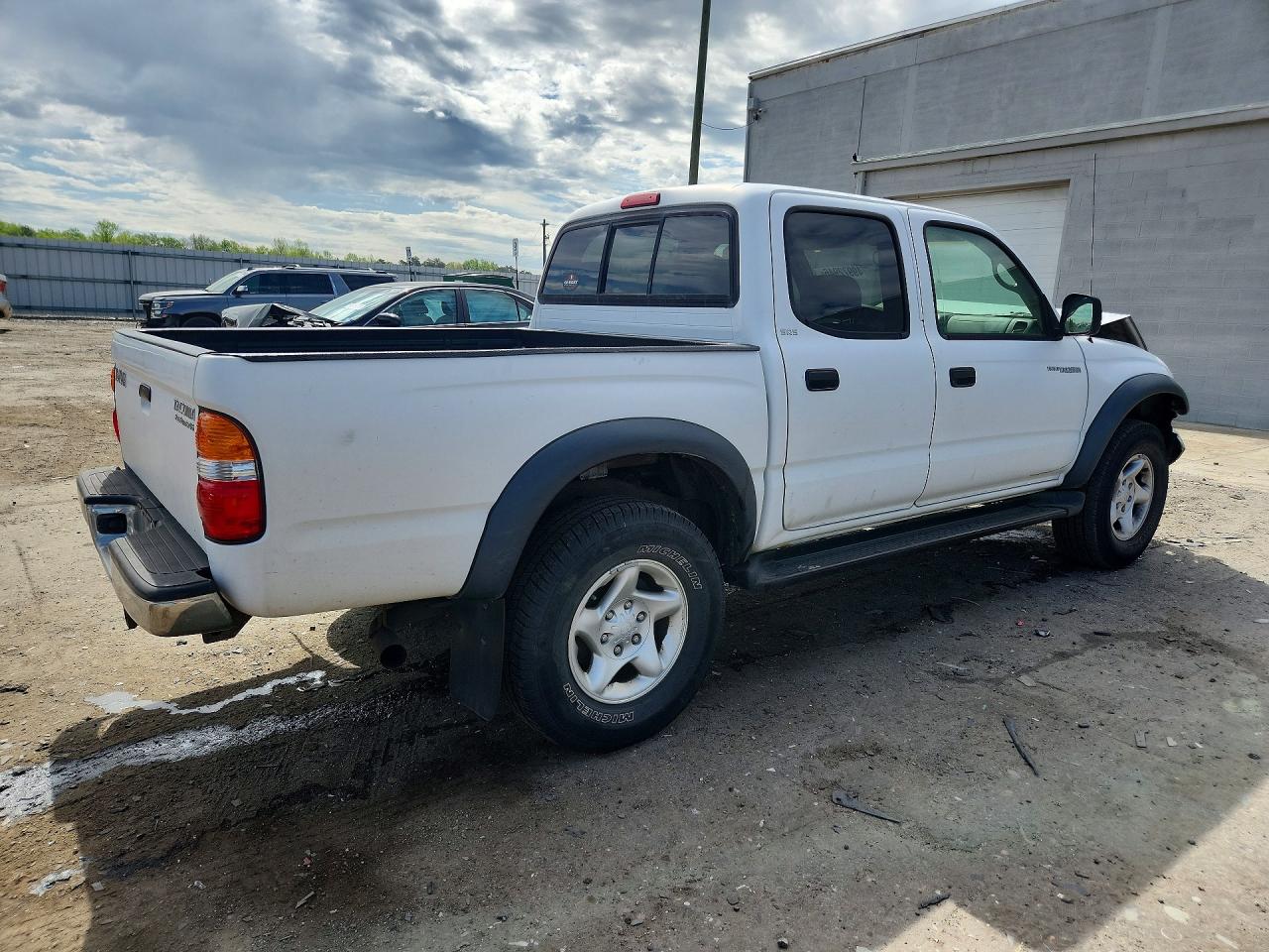 2004 TOYOTA TACOMA DOUBLE CAB PRERUNNER photo 7