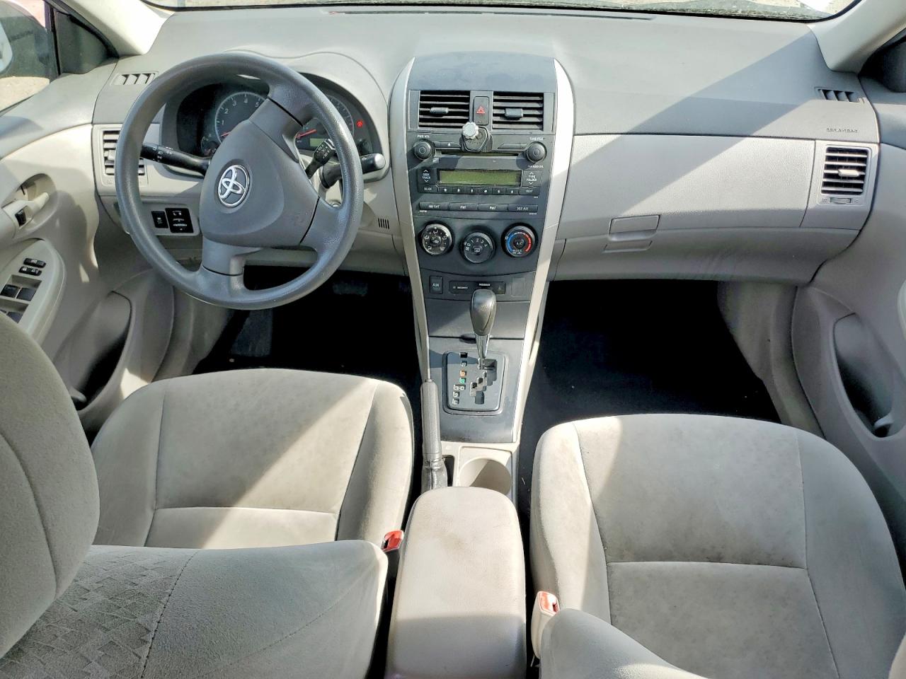 2009 TOYOTA COROLLA LE photo 15