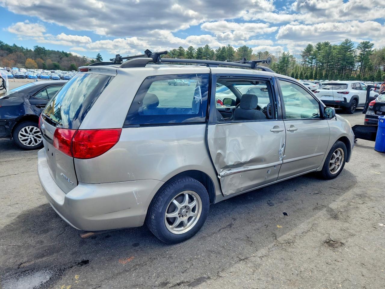 2007 TOYOTA SIENNA CE 7-PASSENGER photo 5