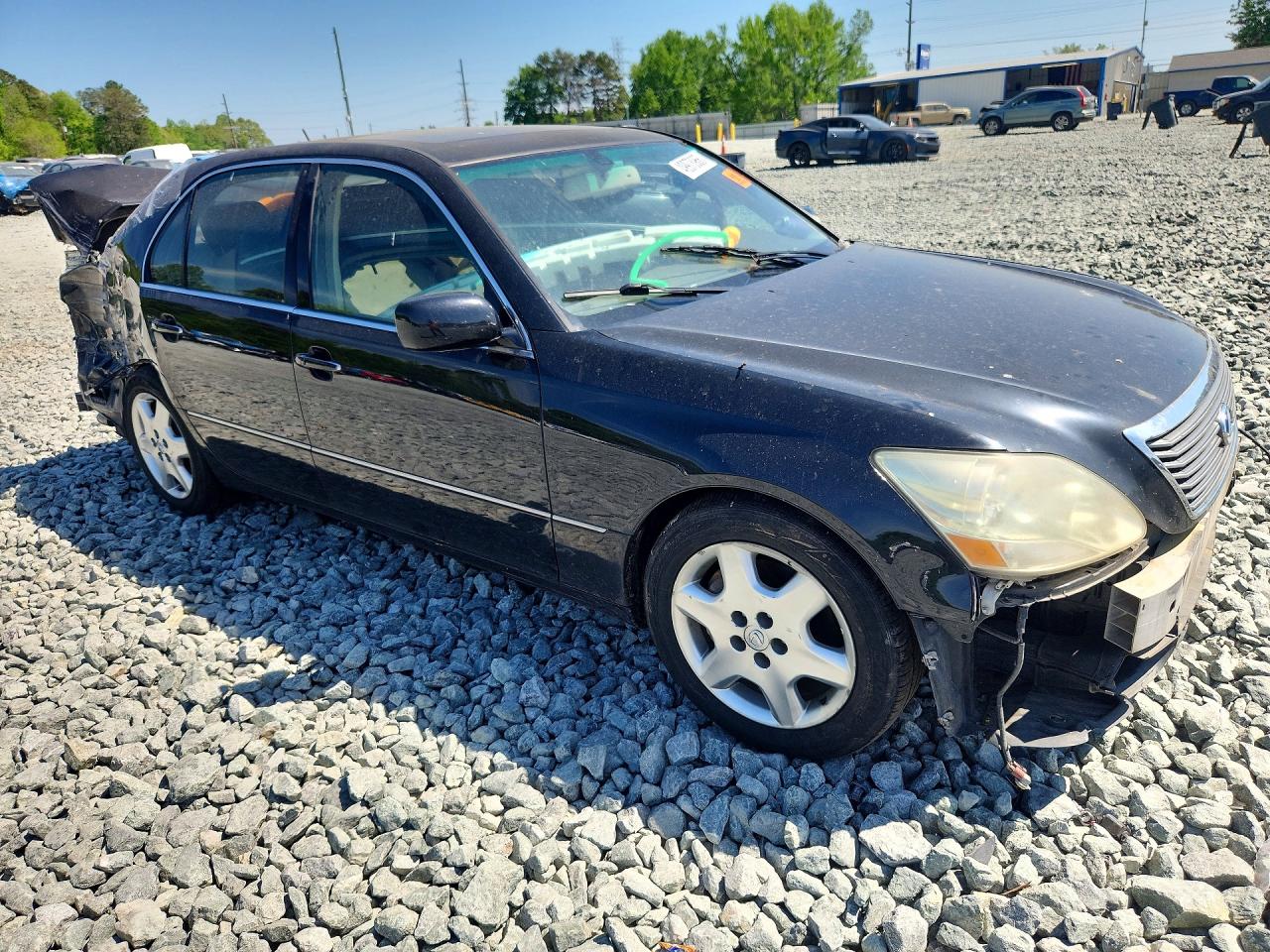 2004 LEXUS LS photo 4