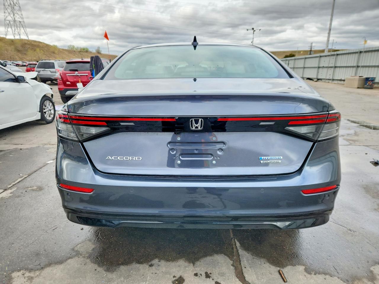 2025 HONDA ACCORD TOURING HYBRID photo 11