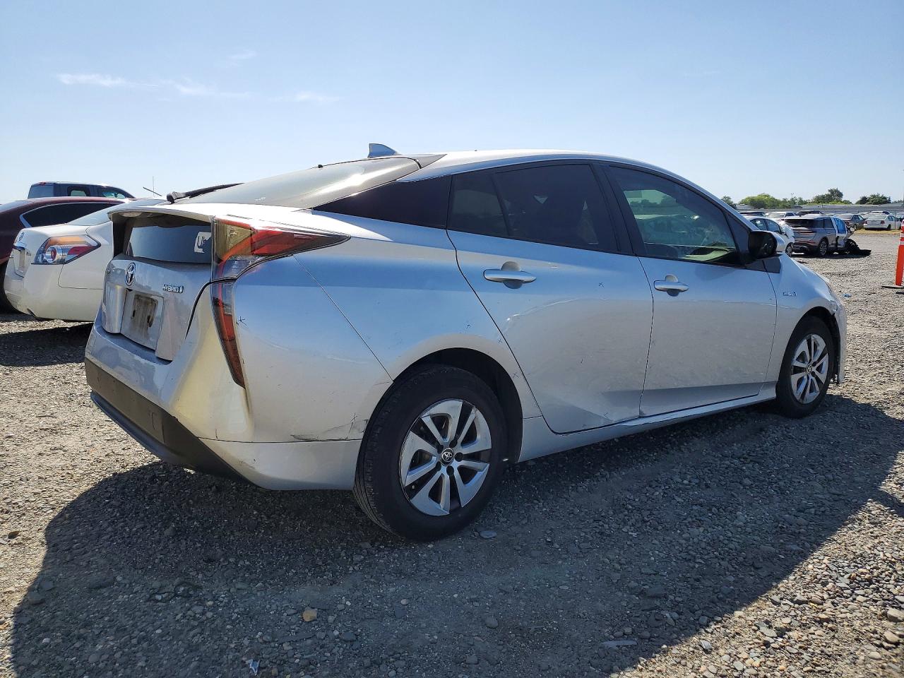 2016 TOYOTA PRIUS TWO photo 5