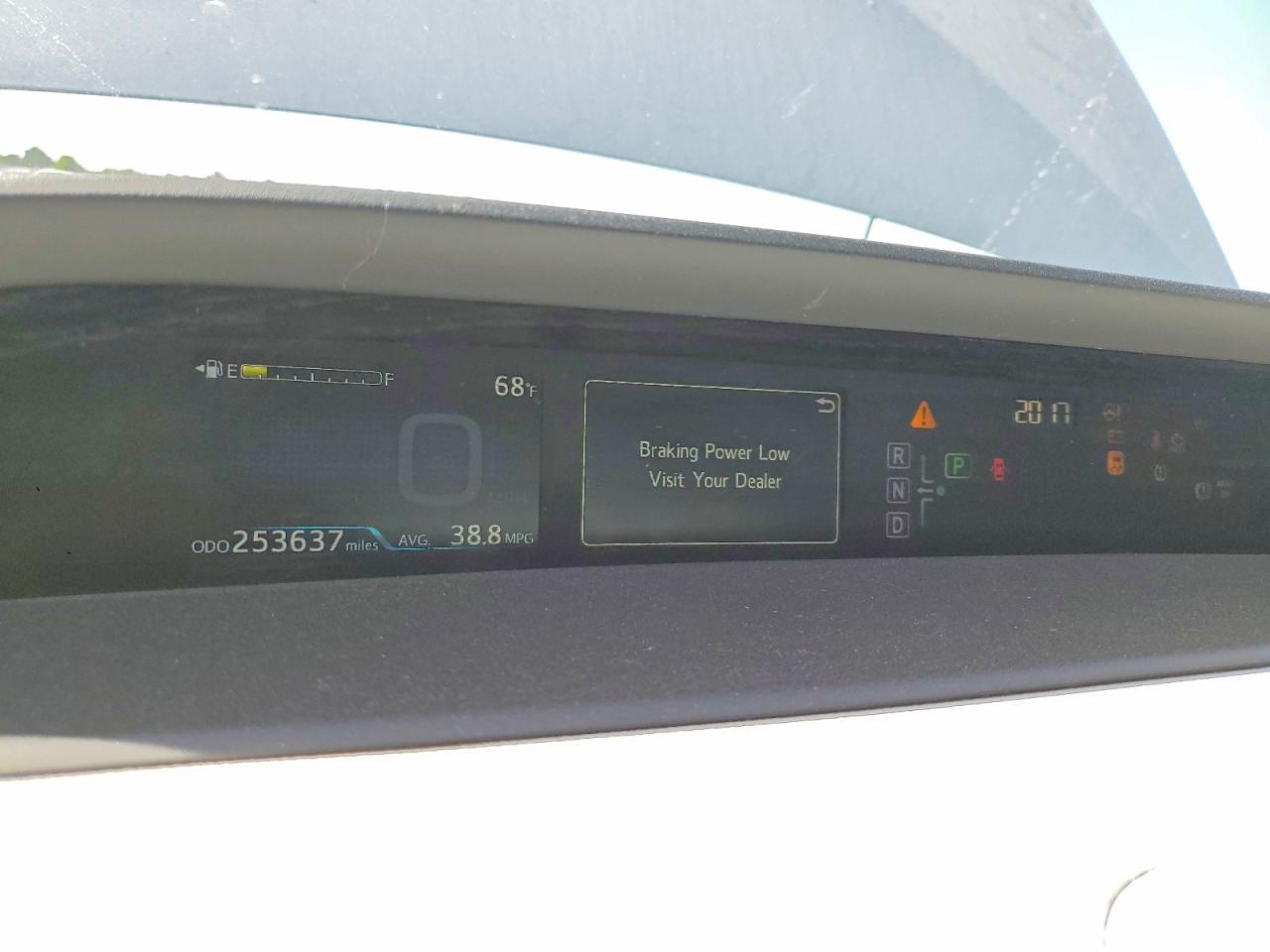 2016 TOYOTA PRIUS TWO photo 17