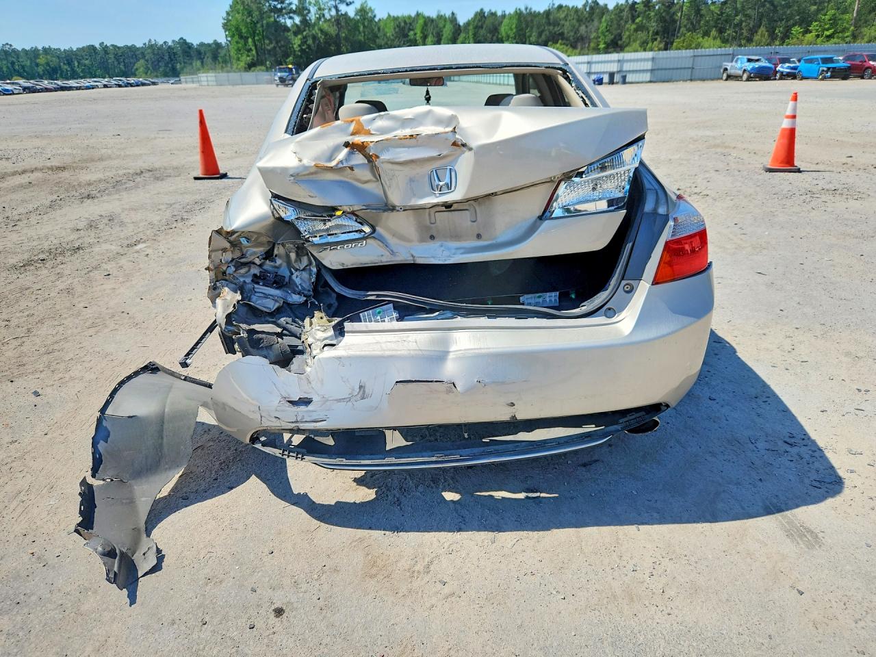 2014 HONDA ACCORD LX photo 11