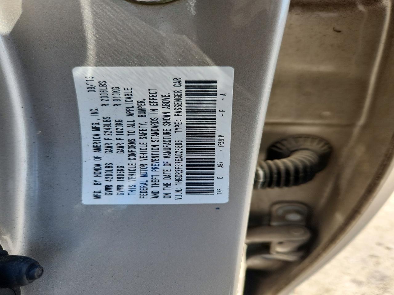 2014 HONDA ACCORD LX photo 23
