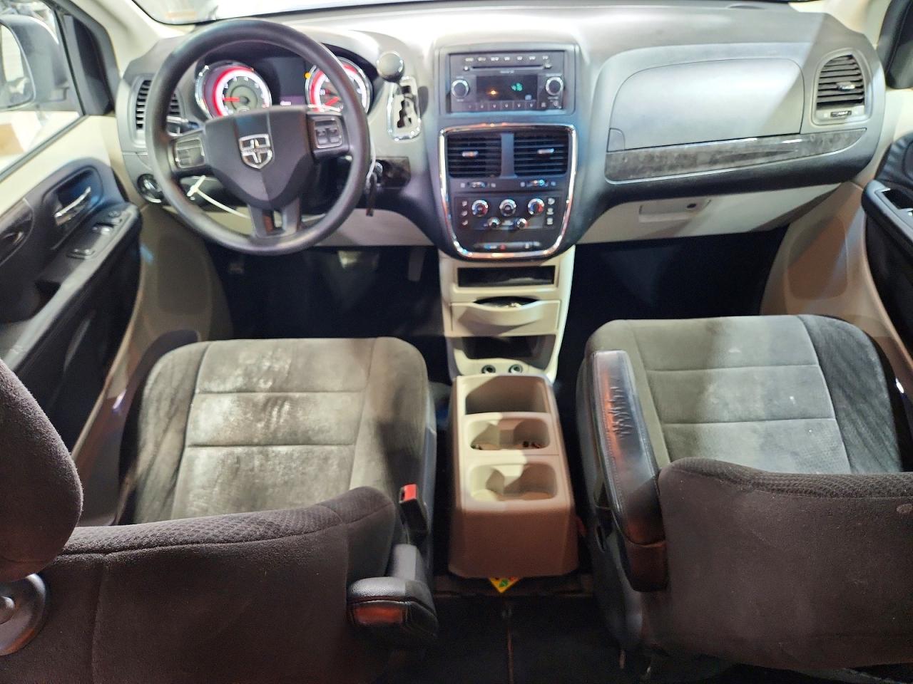 2013 DODGE GRAND CARAVAN SE photo 8