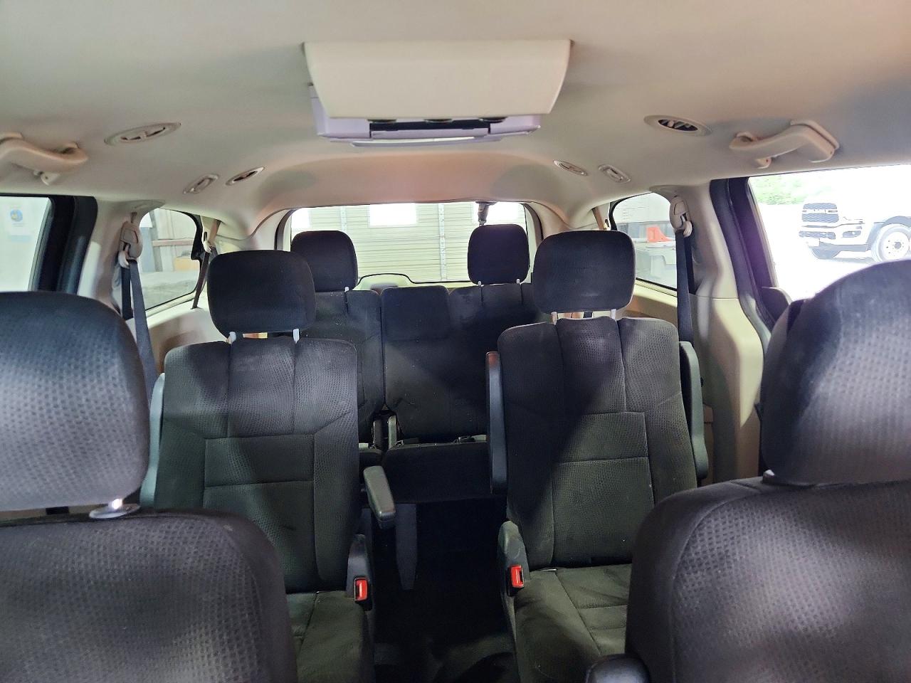 2013 DODGE GRAND CARAVAN SE photo 10