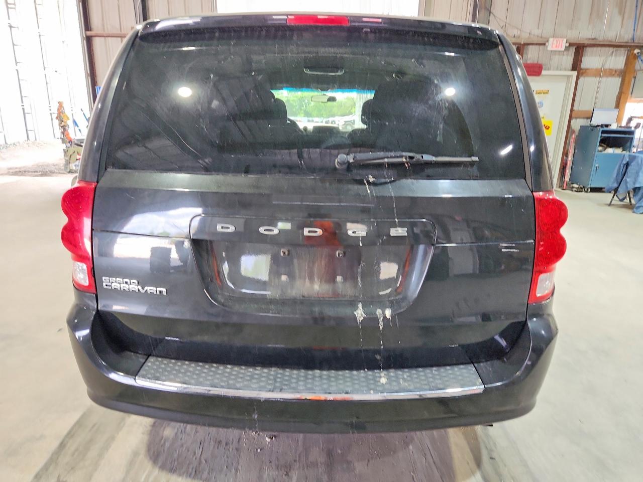 2013 DODGE GRAND CARAVAN SE photo 6