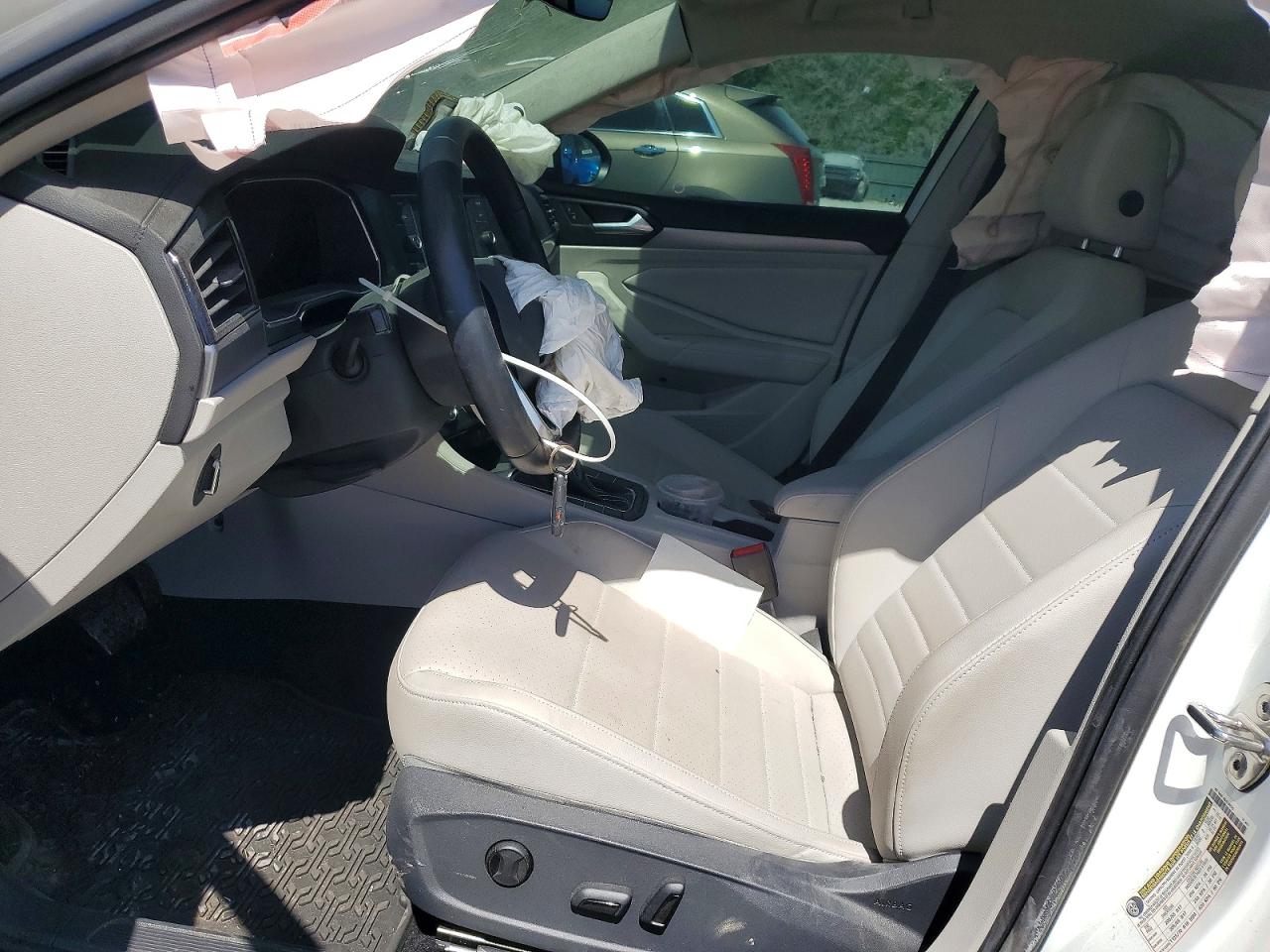 2023 VOLKSWAGEN JETTA SE photo 19