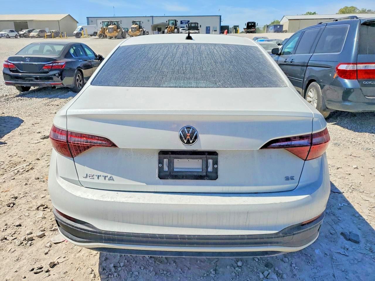 2023 VOLKSWAGEN JETTA SE photo 16