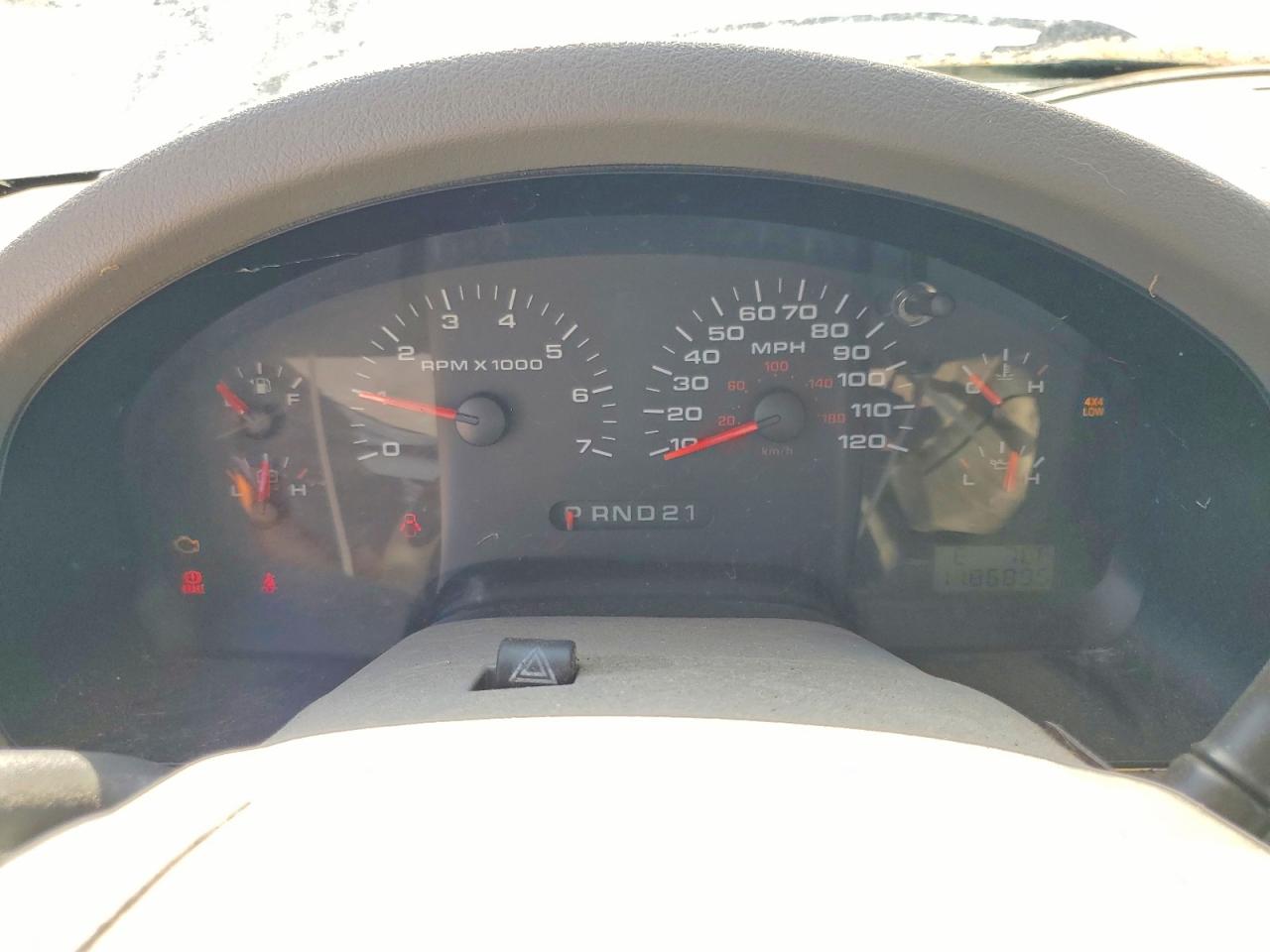 2005 FORD F150 photo 25