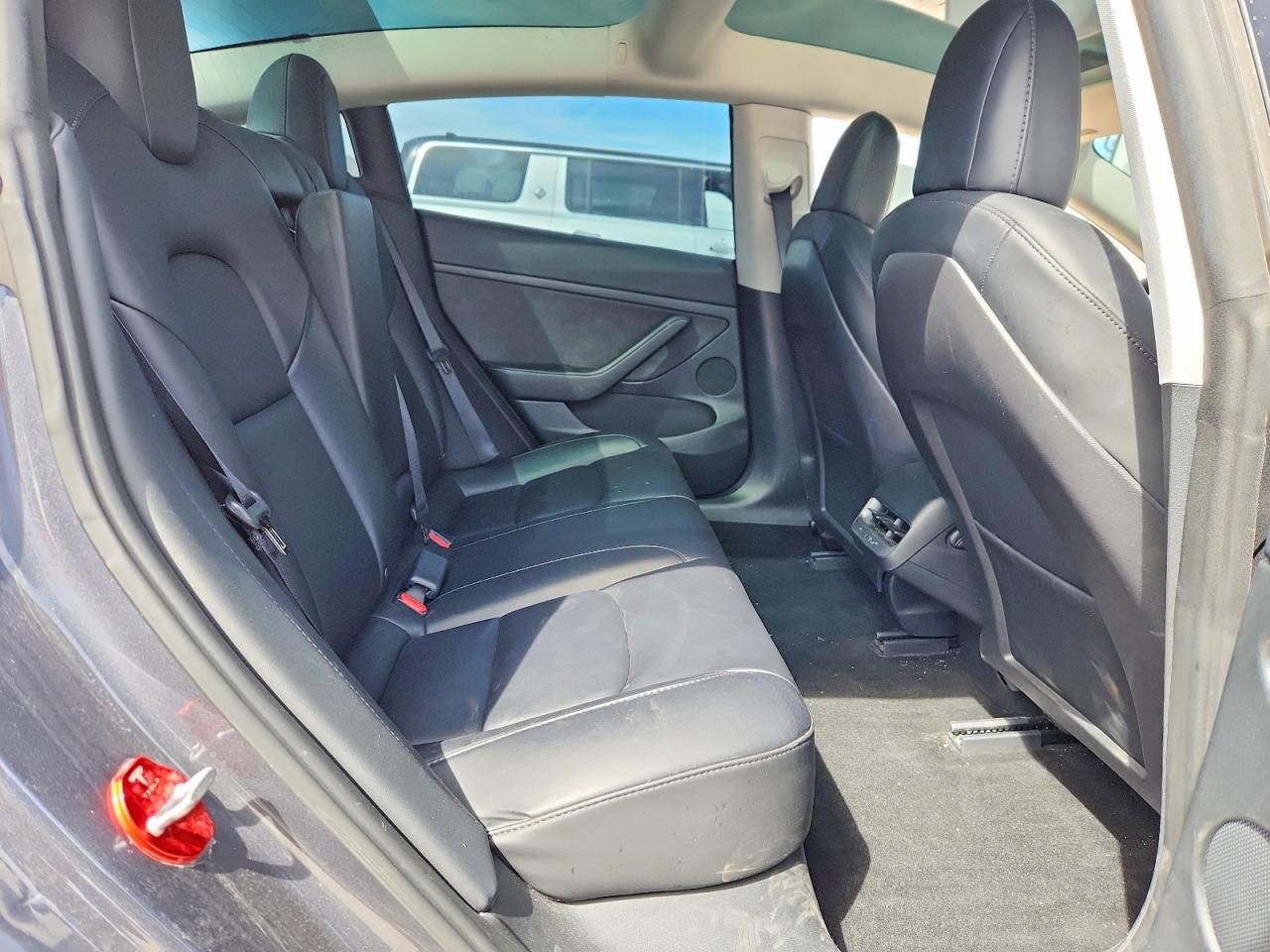 2023 TESLA MODEL 3 photo 19