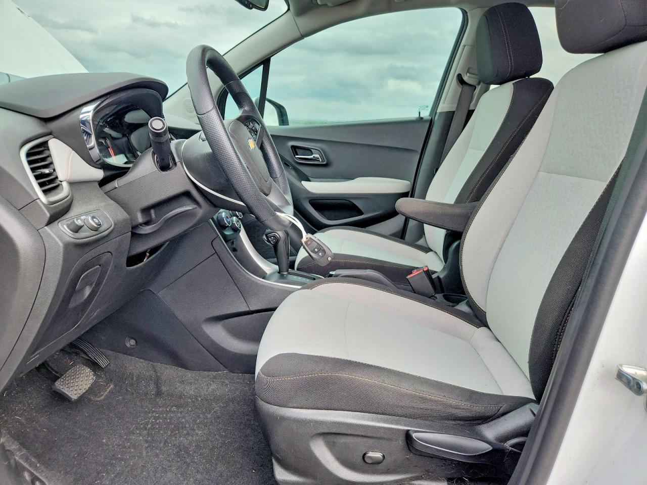 2020 CHEVROLET TRAX LS photo 7