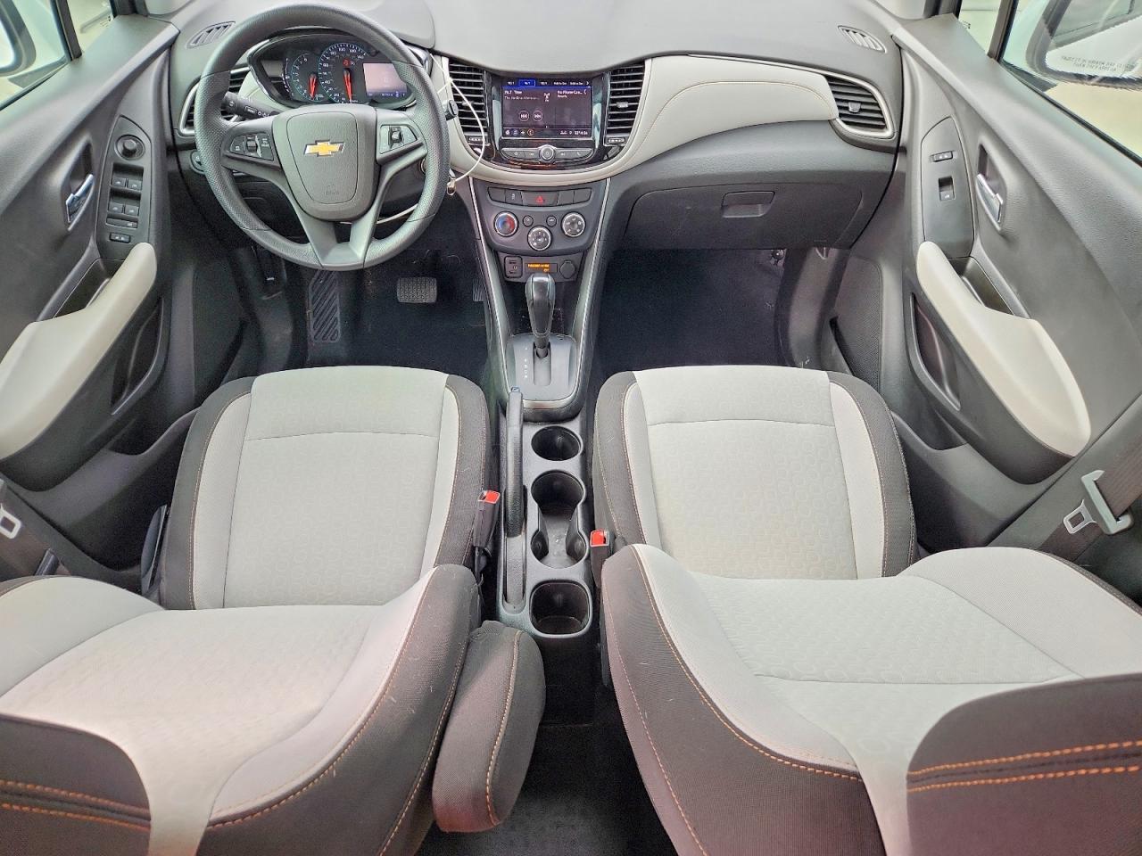 2020 CHEVROLET TRAX LS photo 8