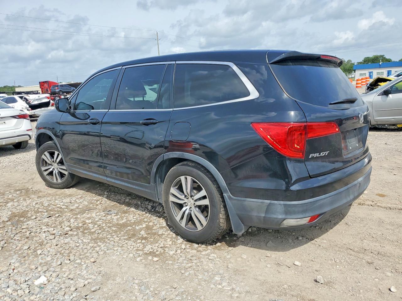 2016 HONDA PILOT EXL photo 3