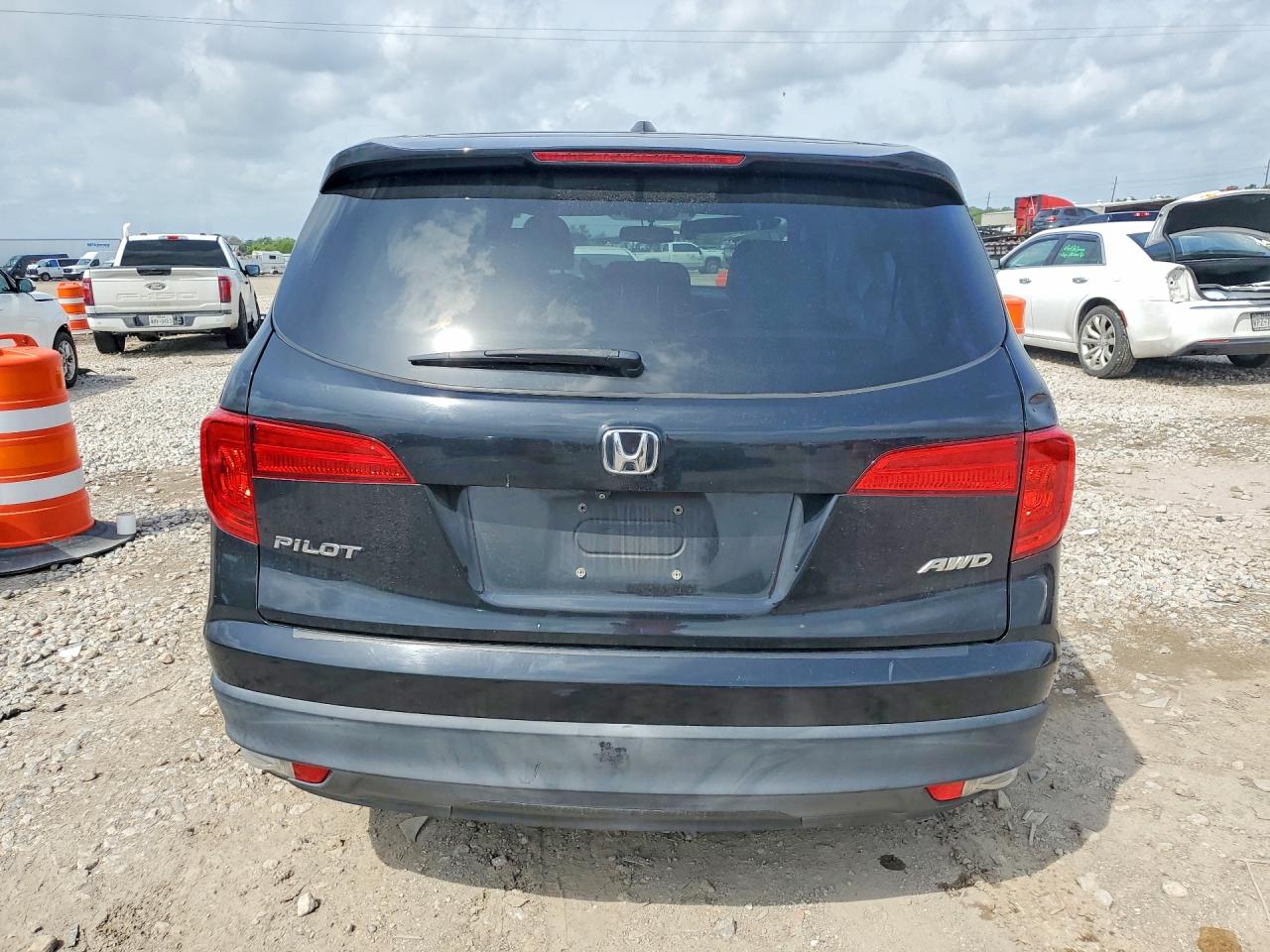 2016 HONDA PILOT EXL photo 11