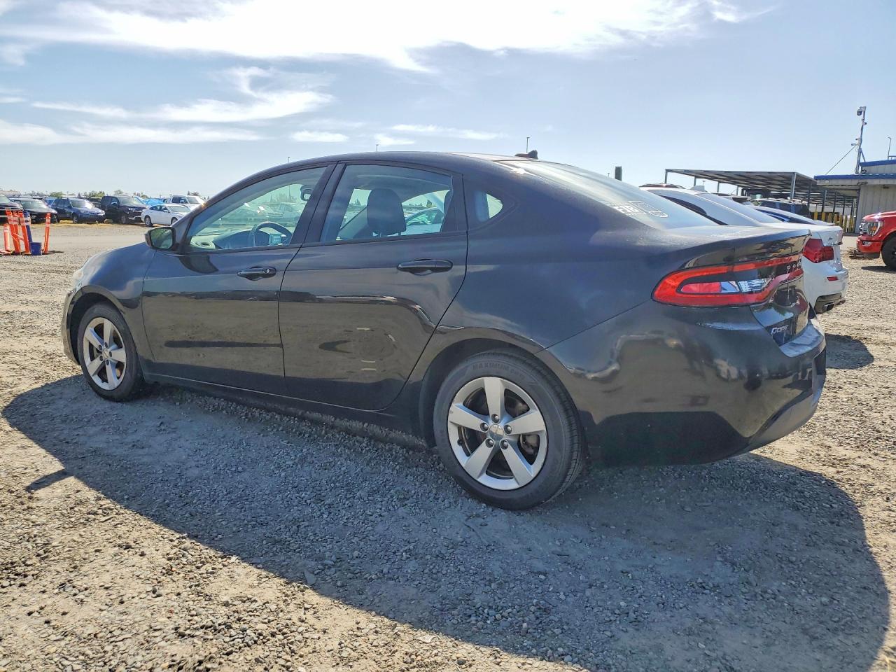2015 DODGE DART SXT photo 4