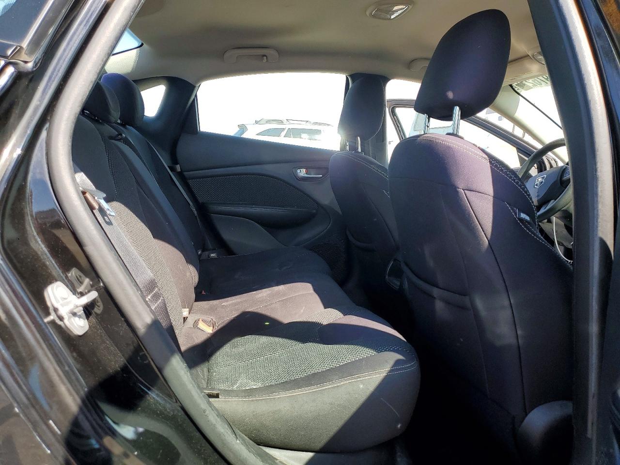 2015 DODGE DART SXT photo 28