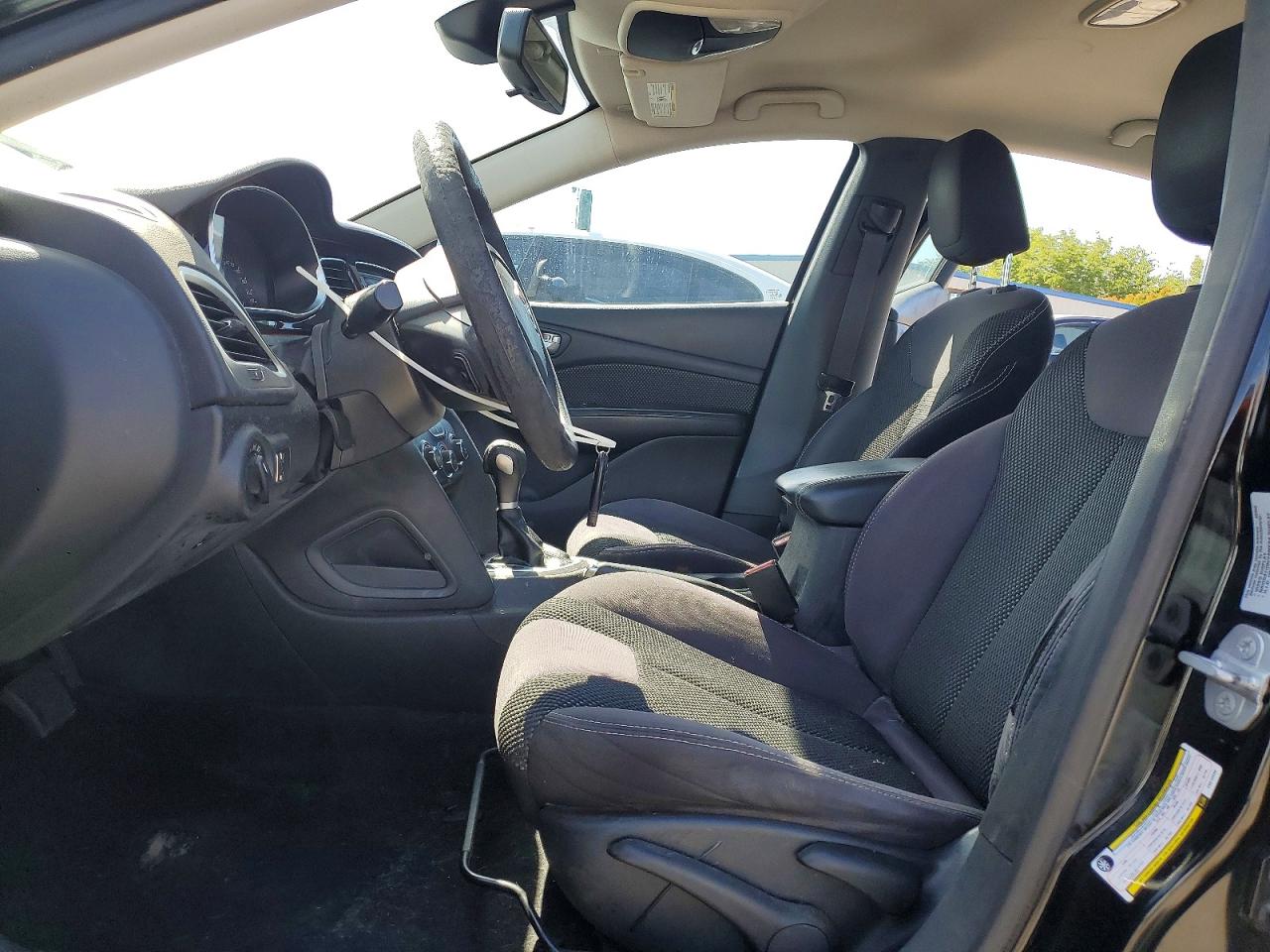 2015 DODGE DART SXT photo 19