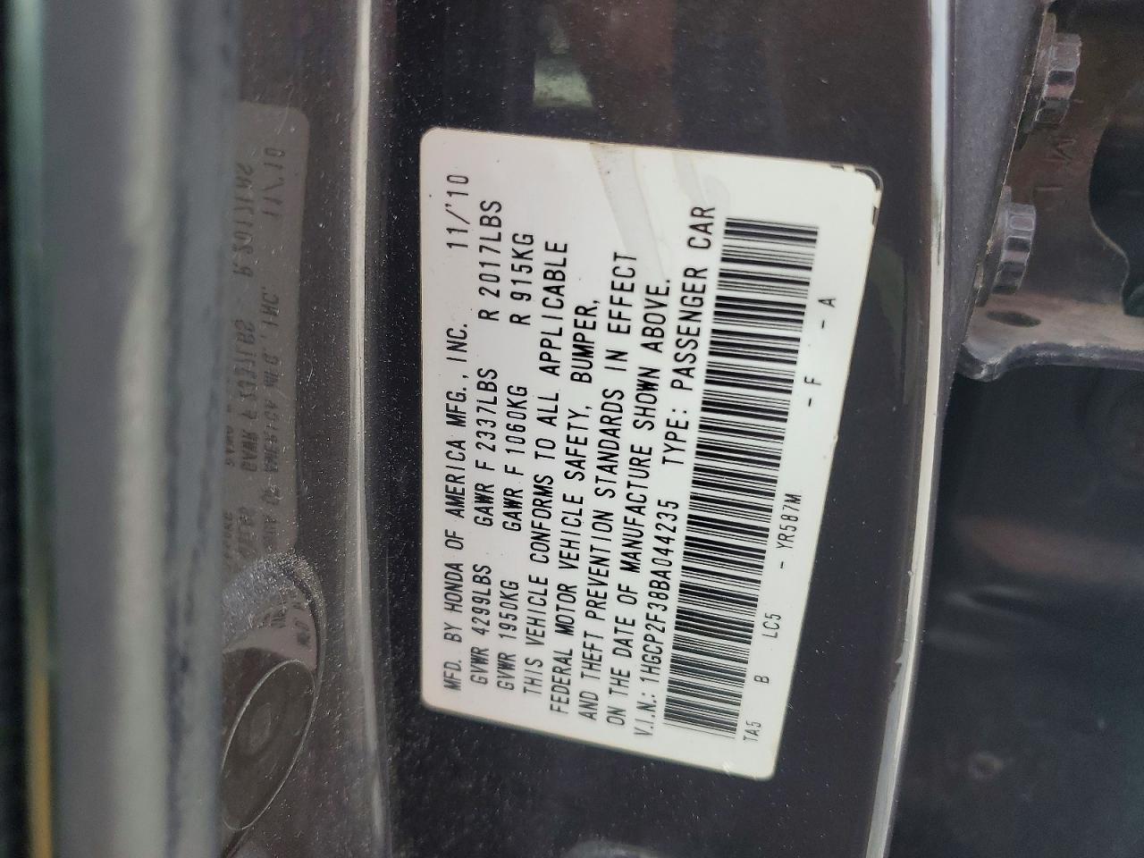 2011 HONDA ACCORD LX photo 34