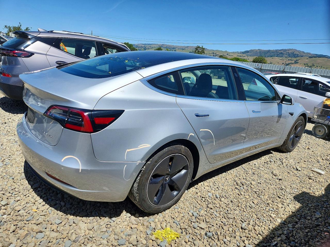 2018 TESLA MODEL 3 photo 3