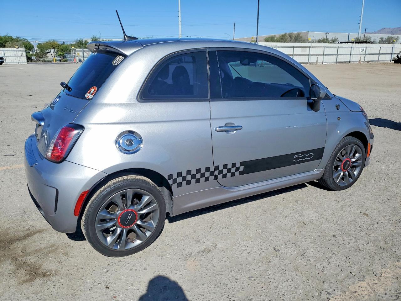 2018 FIAT 500 POP photo 7