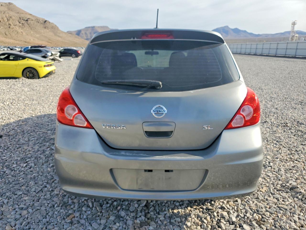 2011 NISSAN VERSA 1.8 S photo 11